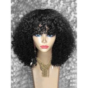 Meet your Posher, Angie